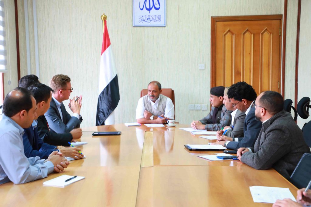 Al-Hamali discusses with the director of GIZ joint coordination.